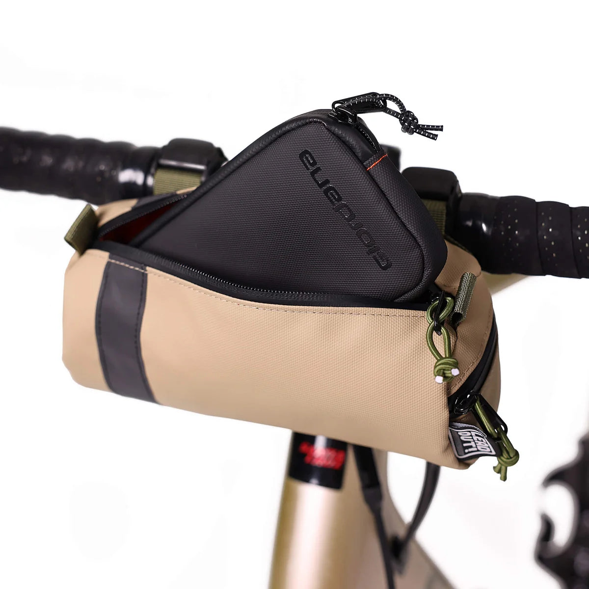 Sacoche de guidon Giordana x Lead Out!